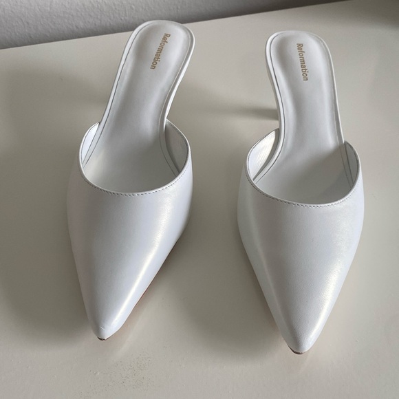 NWT REFORMATION KITTEN HEELS - Picture 2 of 4